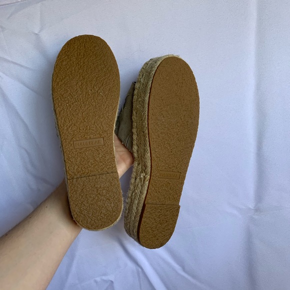 ⭐️Pull&Bear platform sandals⭐️ - Picture 4 of 6